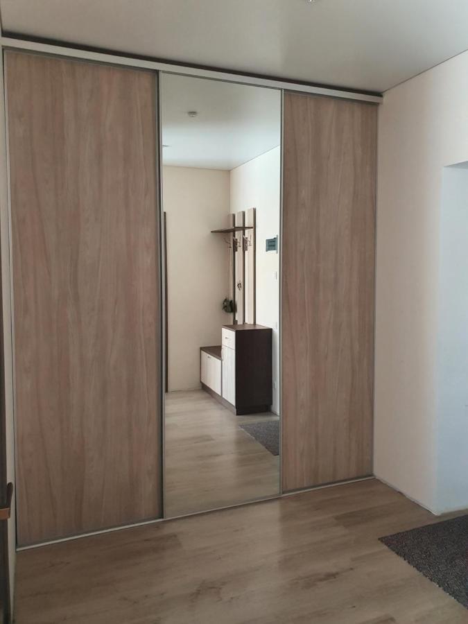 Квартира В Центрі Міста, Новобудова Lutsʼk Exterior foto